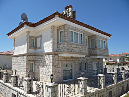 Yelken Konak Dış Görünüm