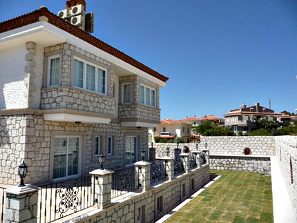 Yelken Konak - Dış Görünüm